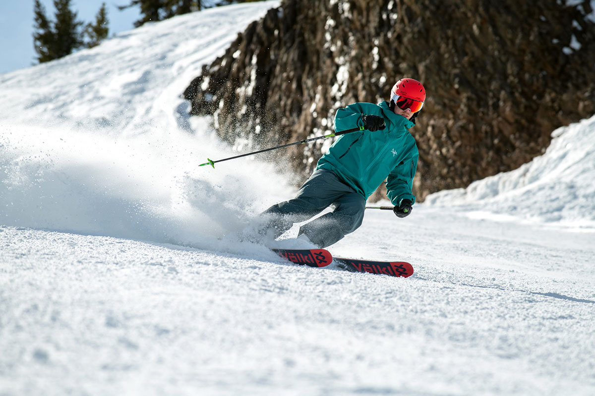 Arc'teryx Sabre AR ski jacket (turning in powder)